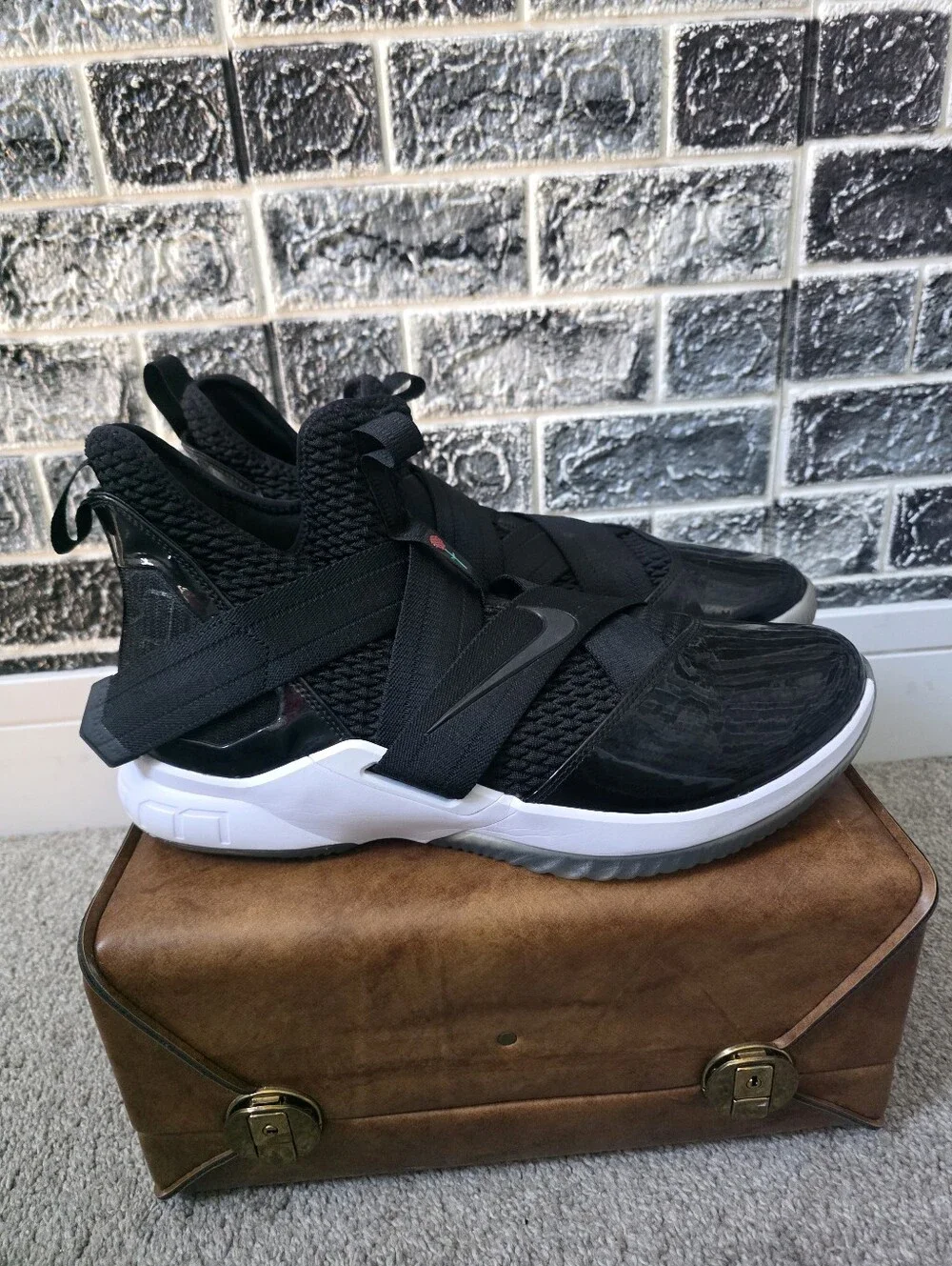 Nike LeBron Solid XII SFG Men's Black High-Top Athletic Sneakers Size 14